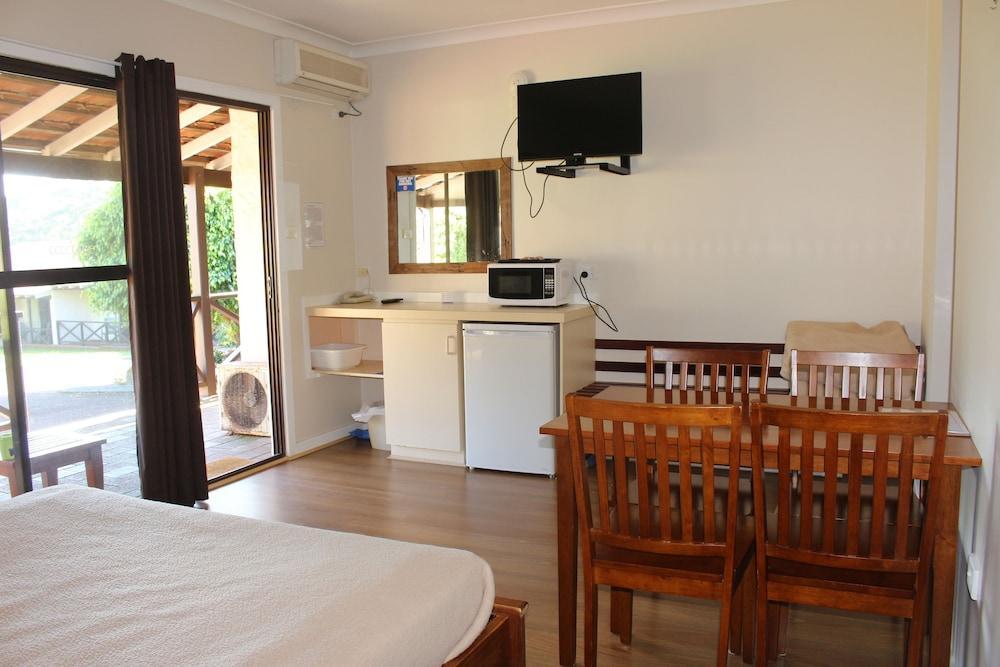 Karri Forest Motel Pemberton Eksteriør bilde