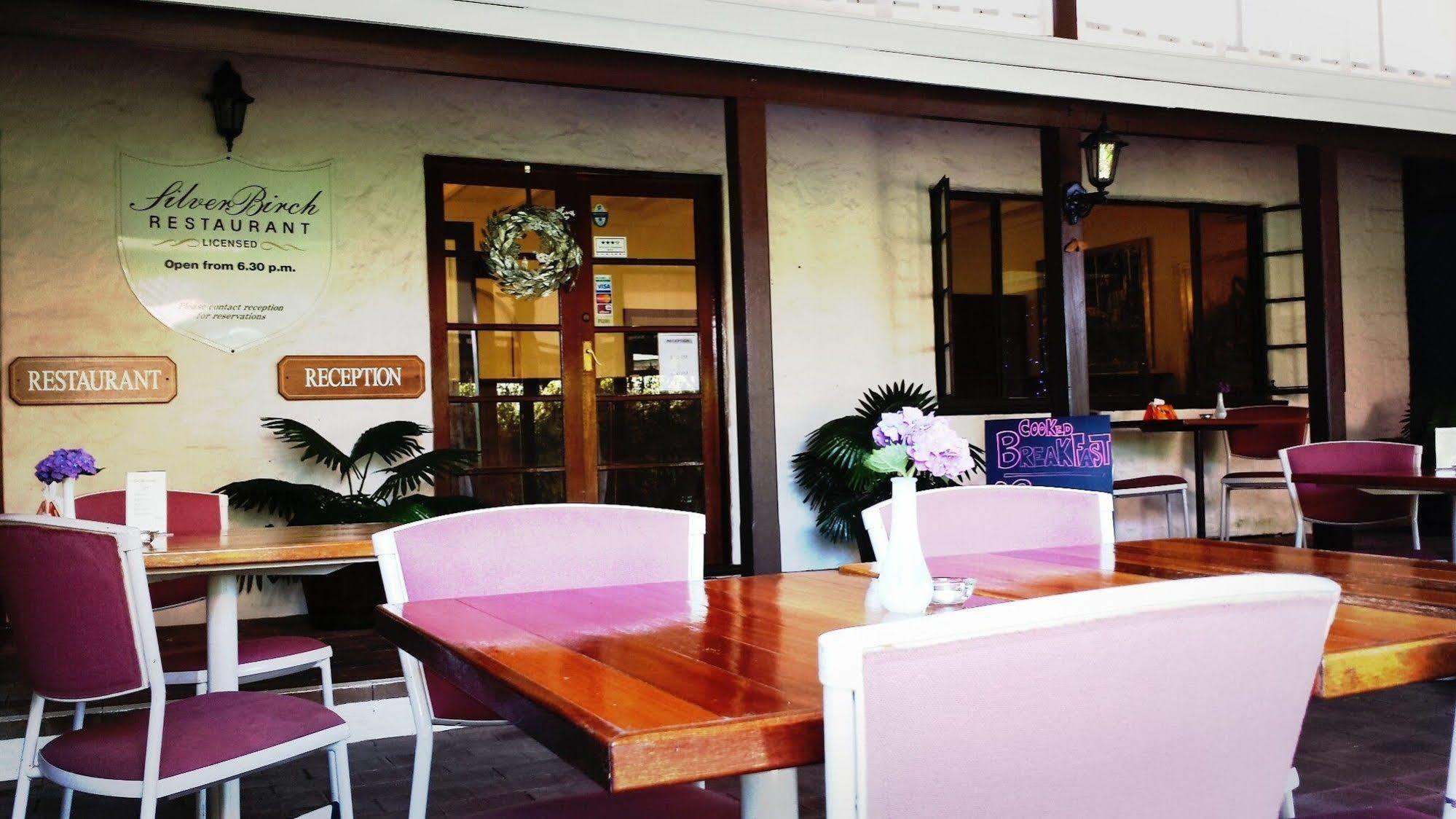 Karri Forest Motel Pemberton Eksteriør bilde
